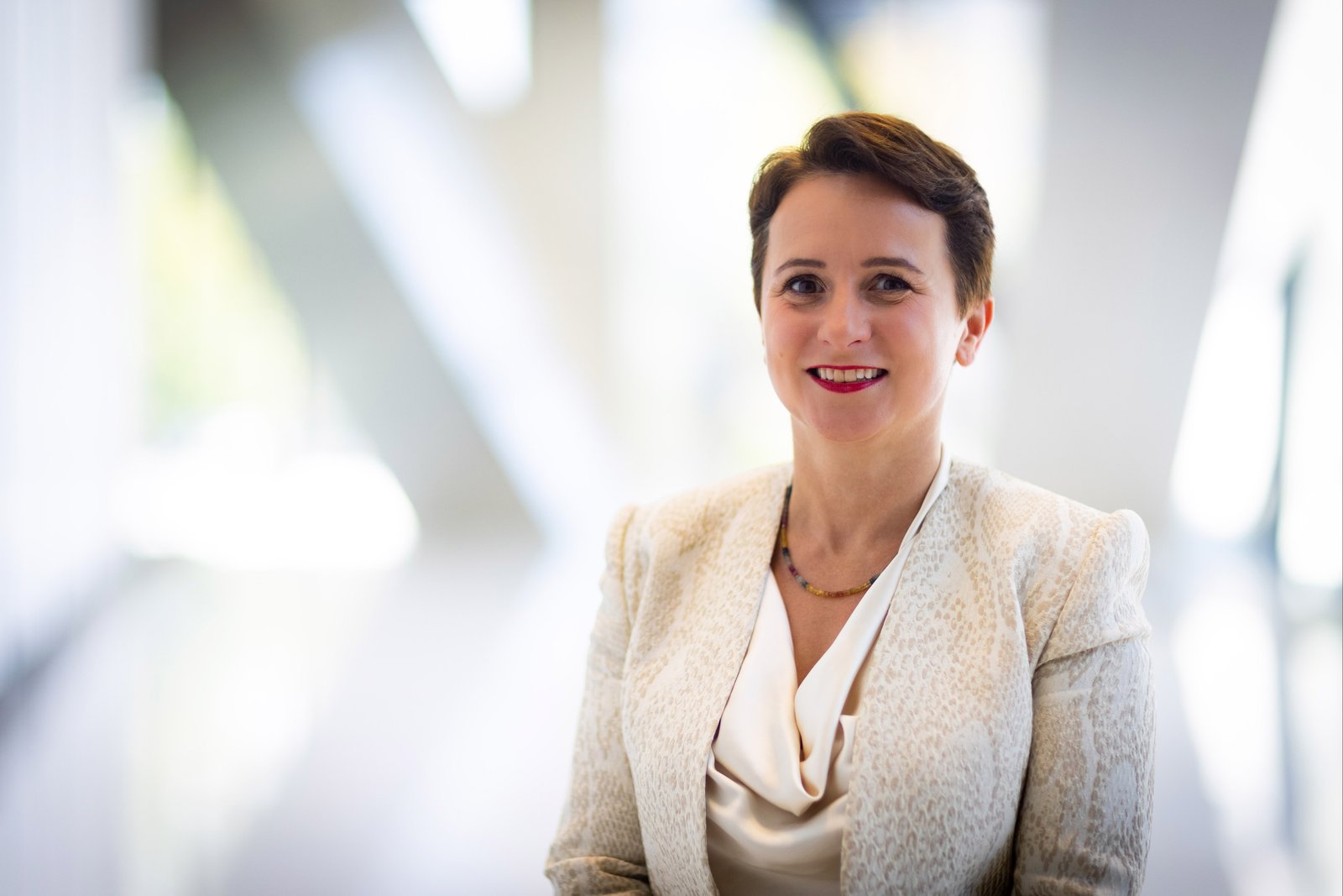 Dr. Eva-Marie Muller-Stuler